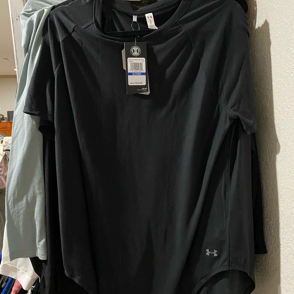 Under Armor T Shirt